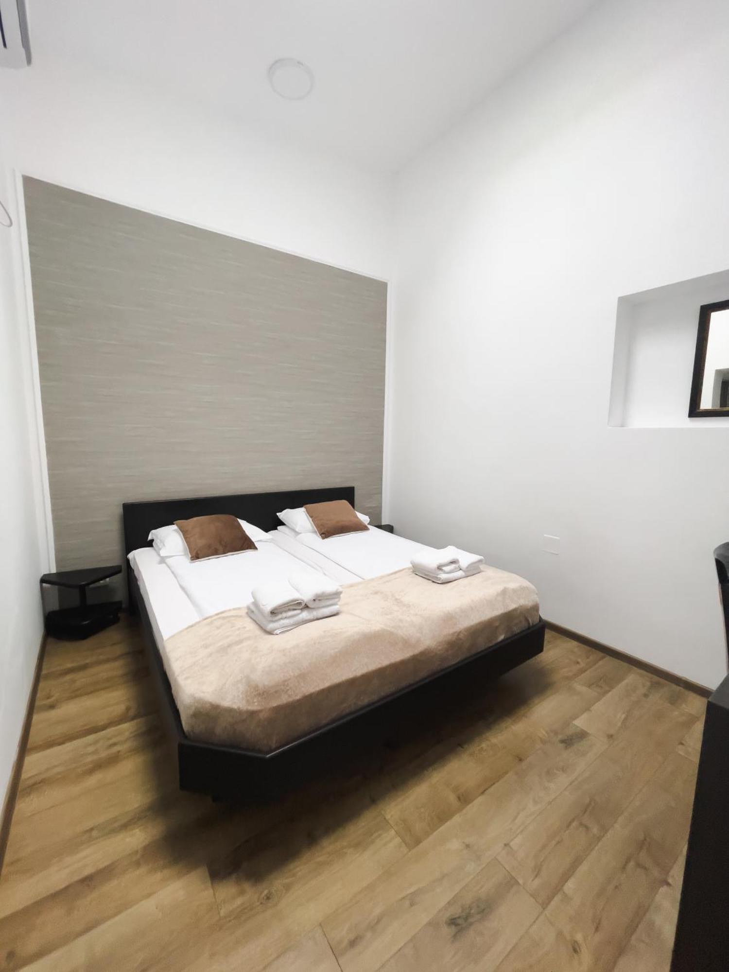 Hotel Myda à Apahida Extérieur photo