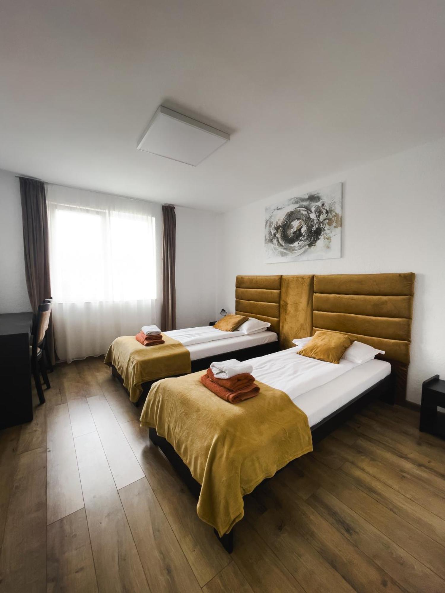Hotel Myda à Apahida Extérieur photo