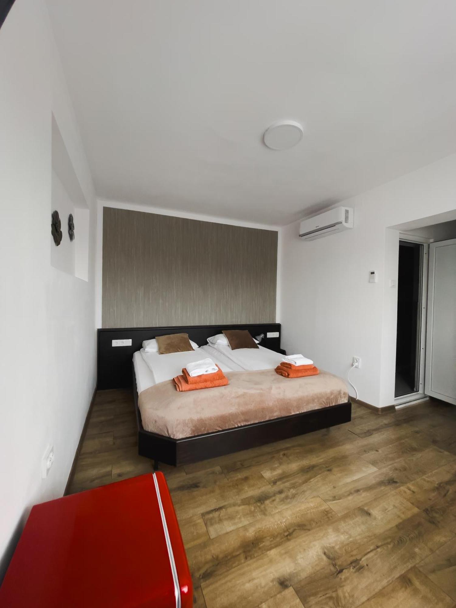 Hotel Myda à Apahida Extérieur photo